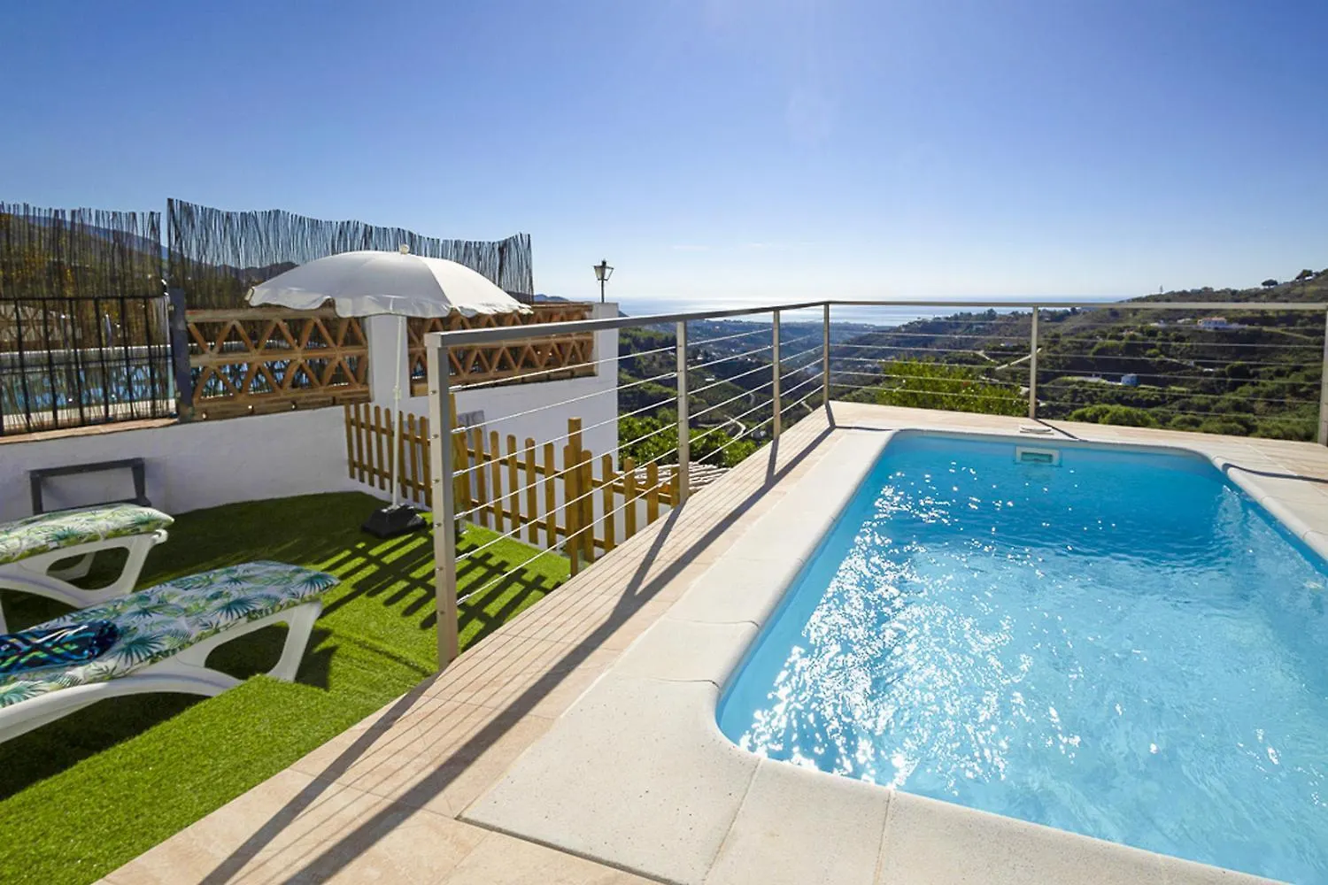 Villa El Cortijo フリヒリアナ